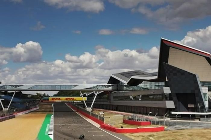 Ngeri-ngeri Sedap di MotoGP Inggris Kutukan Sirkuit Silverstone Sejak 2015 Masih Ada