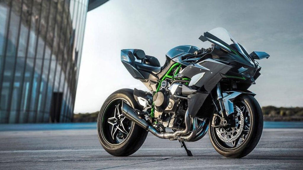 5 Motor Terkencang Dunia: Top Speed Tembus 400 km/jam