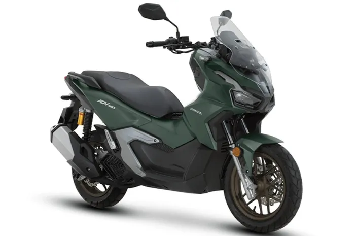 Sudah Ada Di Dealer, Pilihan Warna Baru Skutik Adventure Honda ADV 160