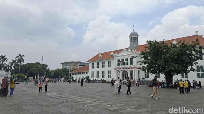 Liburan Murah Meriah, Warga Depok Pilih Kota Tua Ketimbang ke Mal